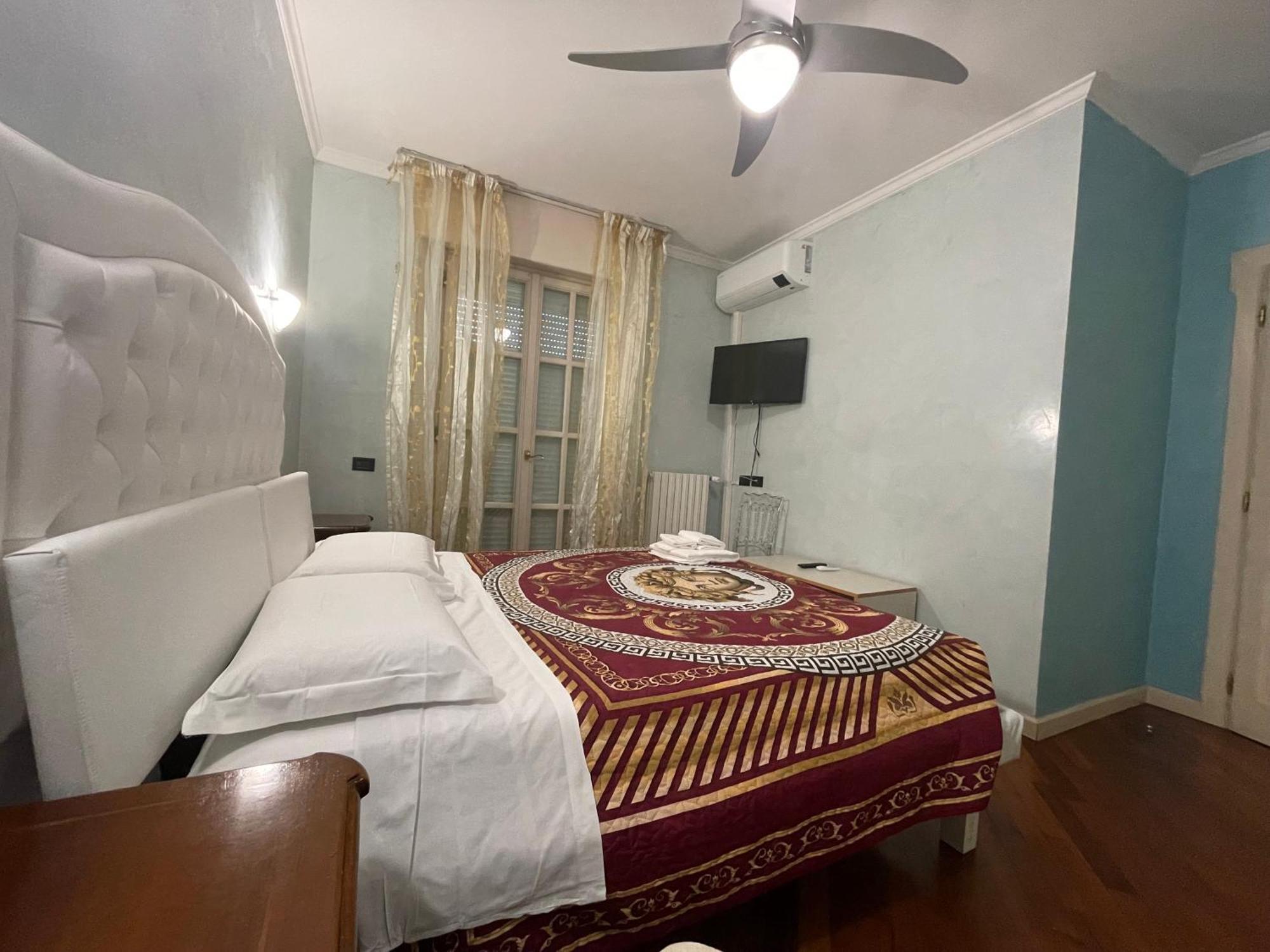 White House Apartment Лайнате Екстериор снимка
